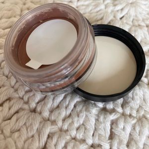 Bare Minerals Eyeshadow wearable chestnut dark .57g sealed